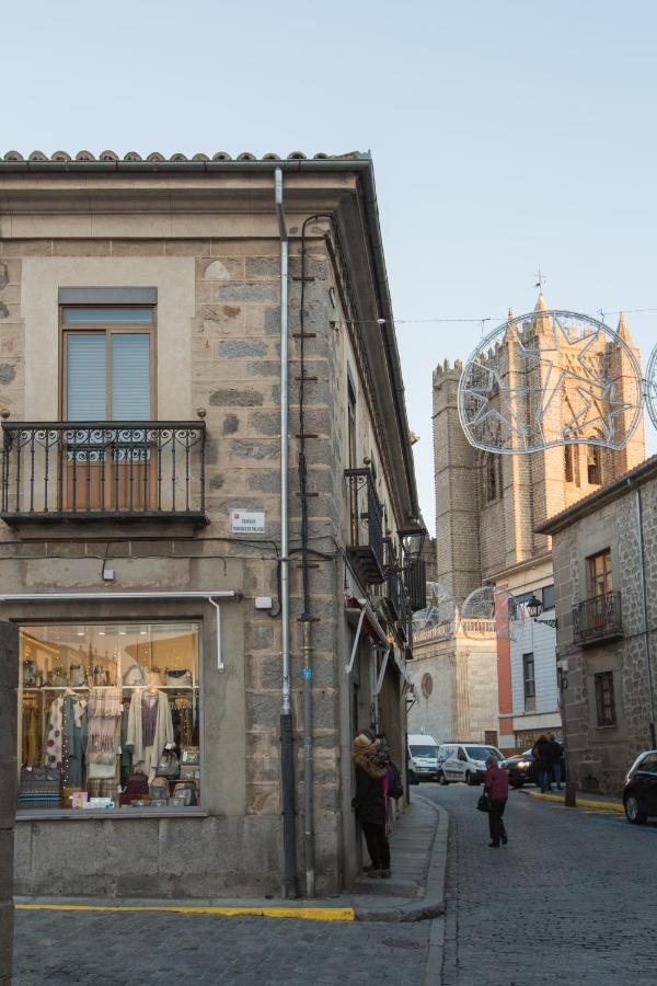 Apartamentos Turisticos Avila La Catedral Extérieur photo